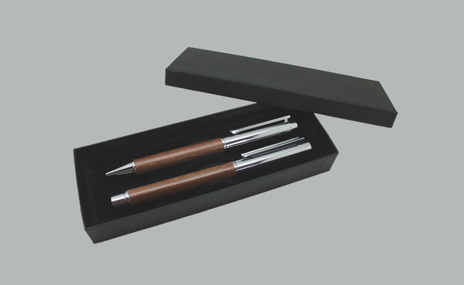 UNIQUE - SET EXCLUSIF DE STYLO À  BILLE ET ROLLER PAR KLIO-ETERNA