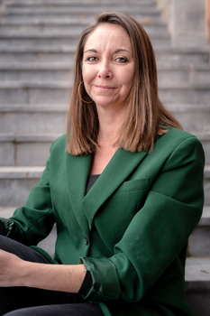 Julie PERNE
