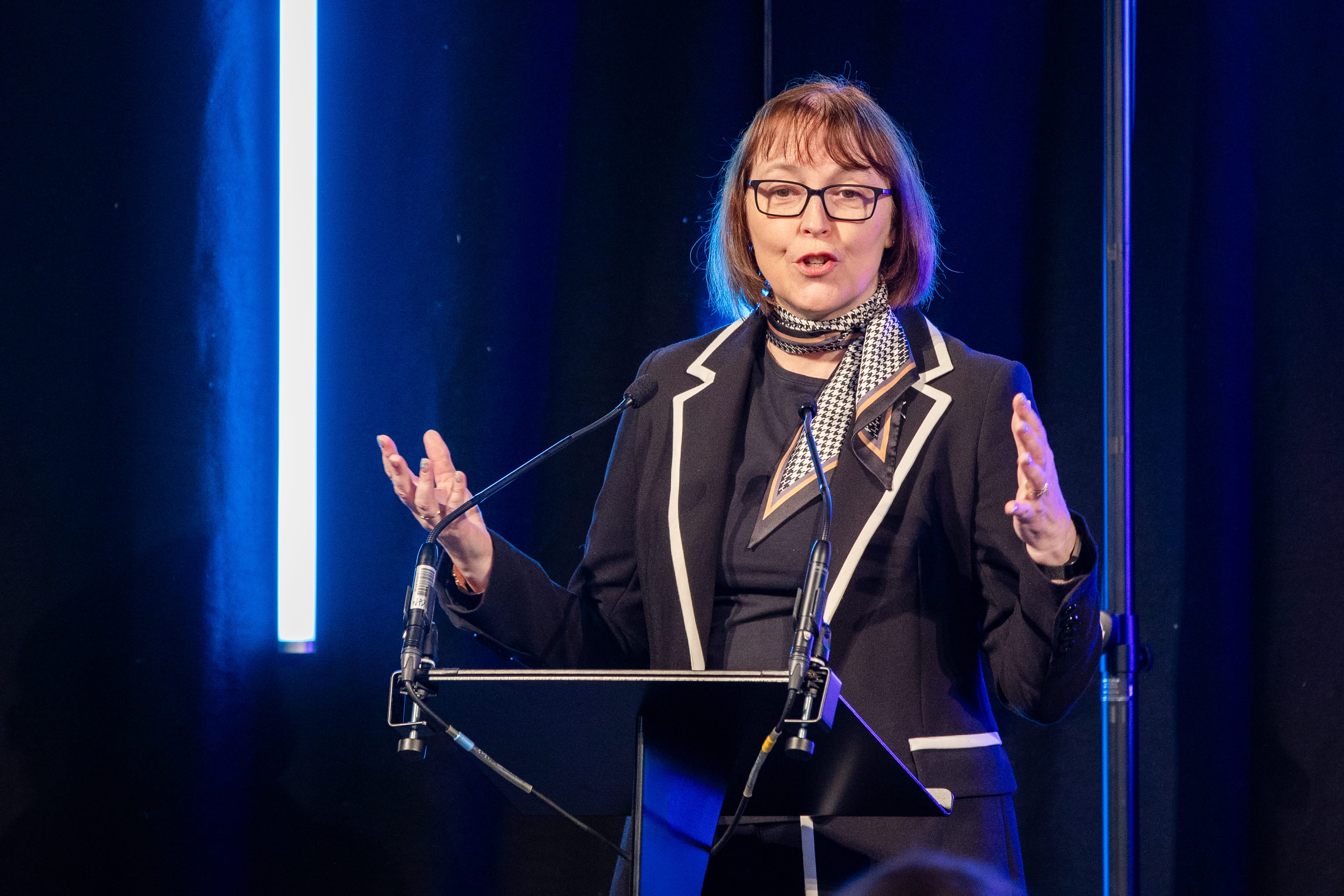SharonDonnery_CBSM26_LS2_167511_599e0017-9cd7-4f38-83d3-3792c1cdfe03.jpg