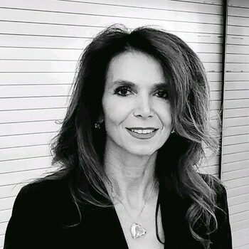 Christina Hois