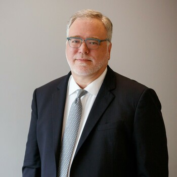 Roberts Grava
