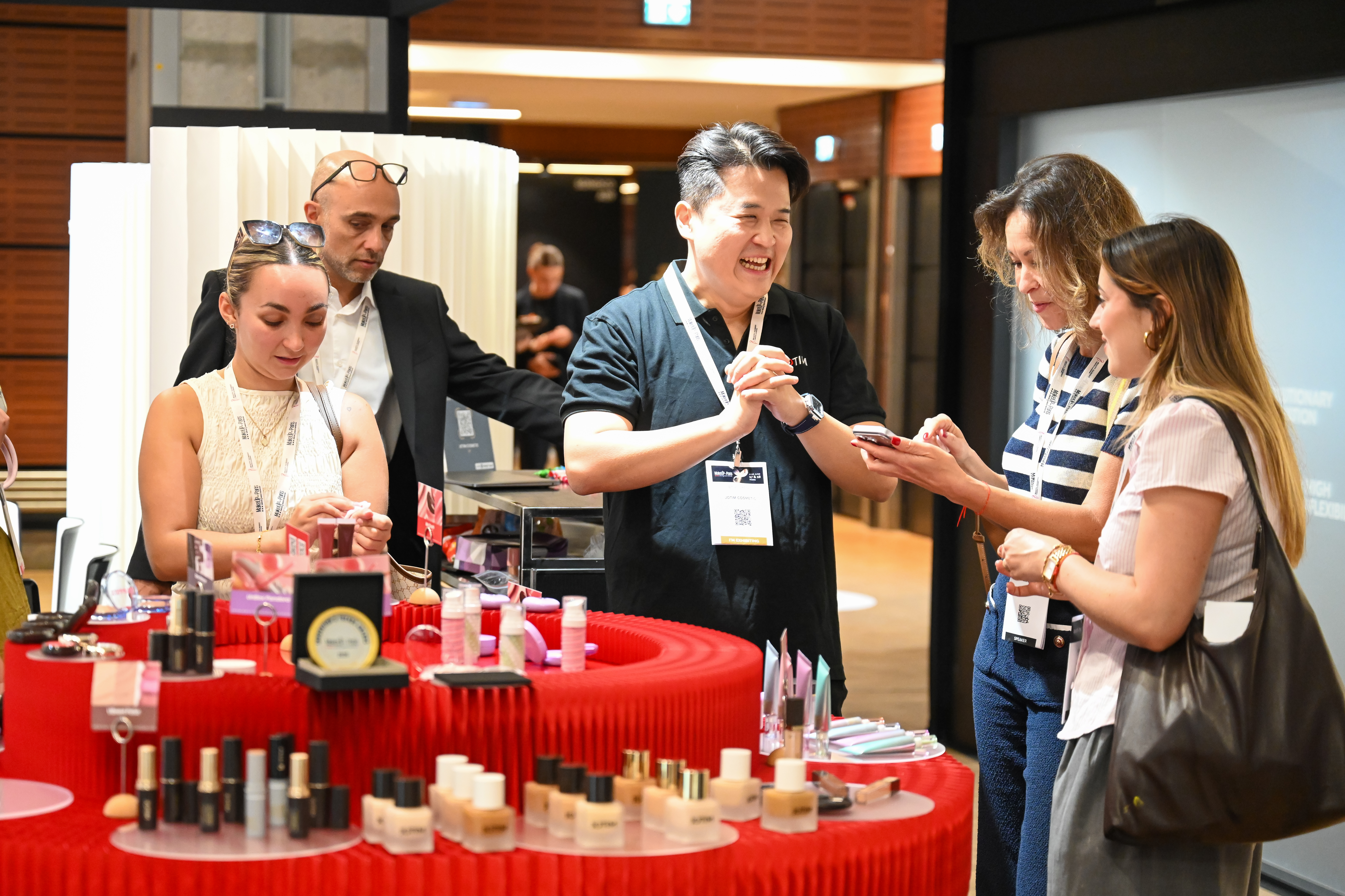 MakeUpInParis26_Ambiance_NicolasRodet_032_64287df9-7903-4c77-8626-0e86296e94f1.jpg