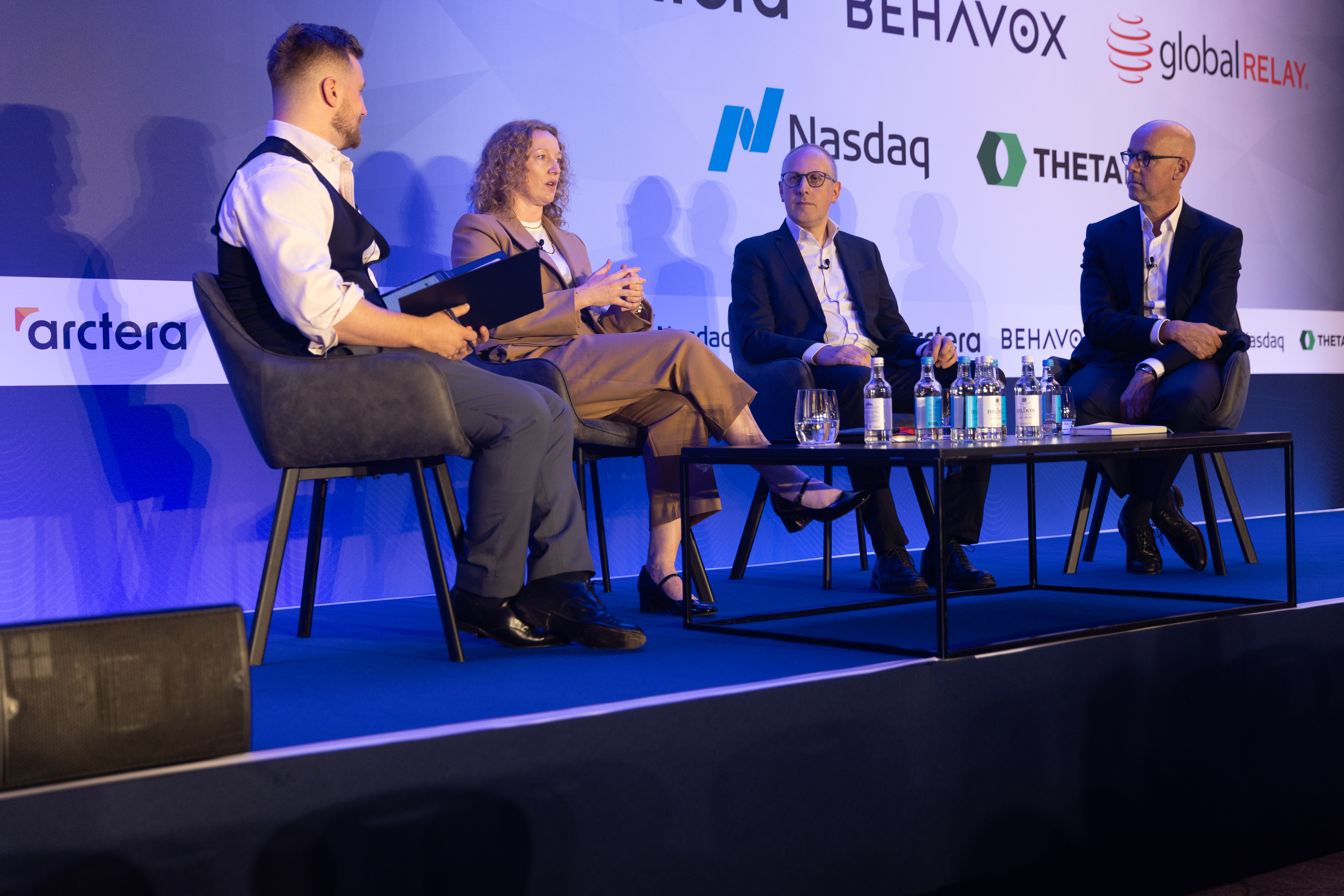 7R1A0881_f4bd5f0a-7dfa-4591-8c3d-5c5216766a69.jpg