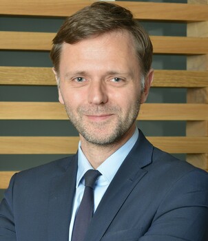 JULHIET STERWEN