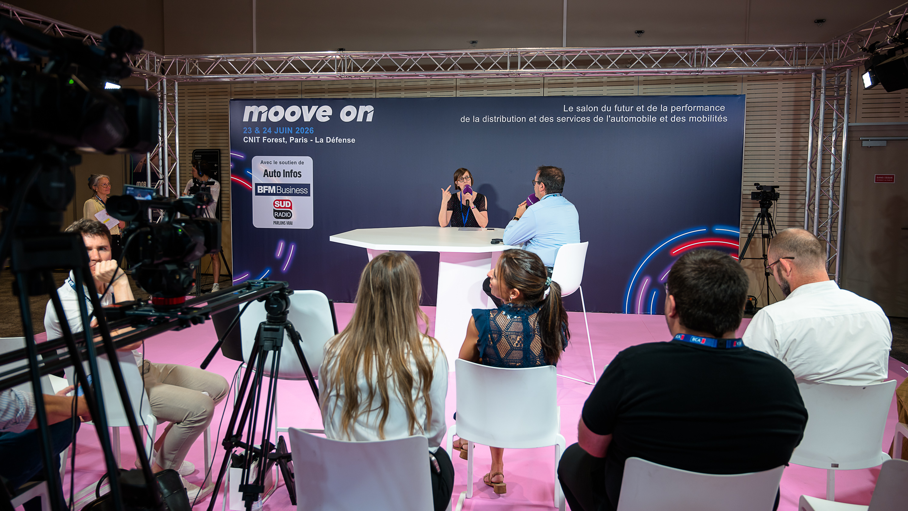 SalonMooveON2026-J2161_0727d762-63fc-45d5-9d93-3af8f6cbc1a1.jpg