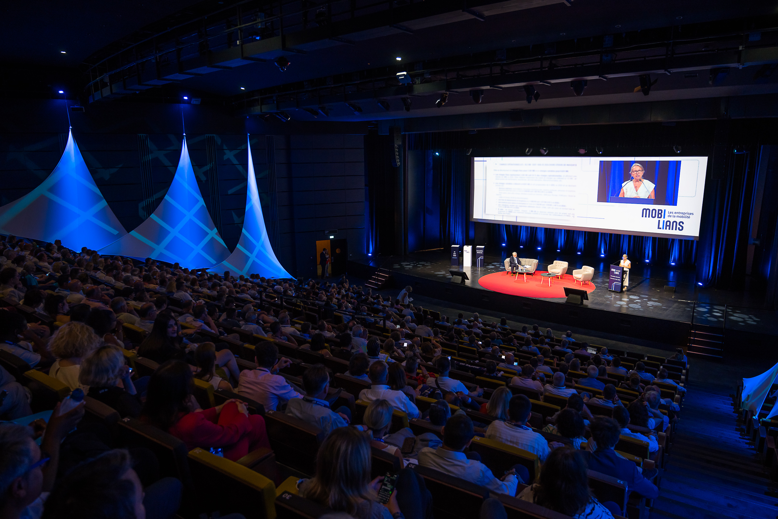 SalonMooveON2026-J2195_0e30da44-78eb-452e-834a-0e3a69101b99.jpg
