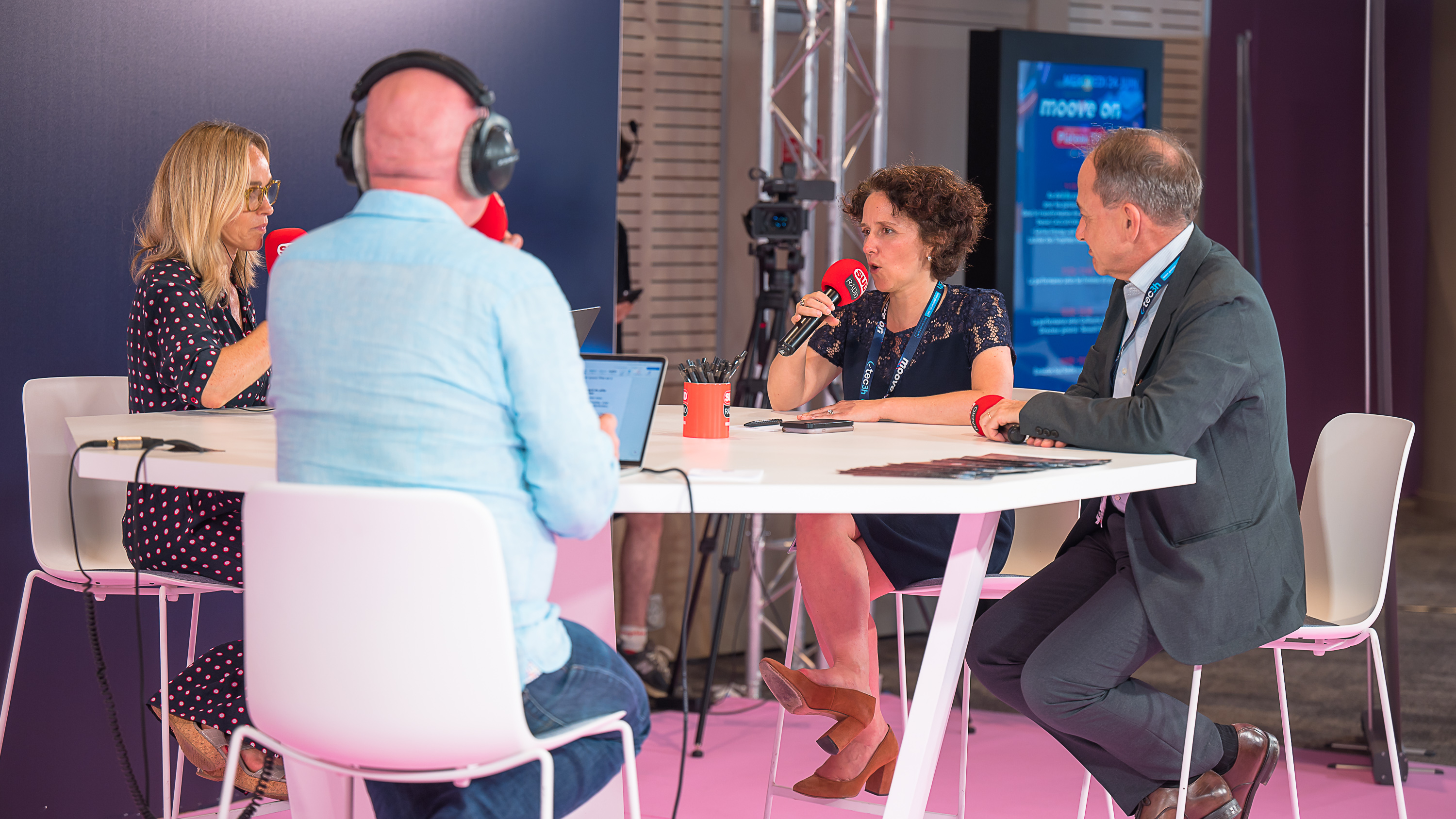 SalonMooveON2026-J2490_4395c2fc-5544-4a5a-8667-6e780be77853.jpg