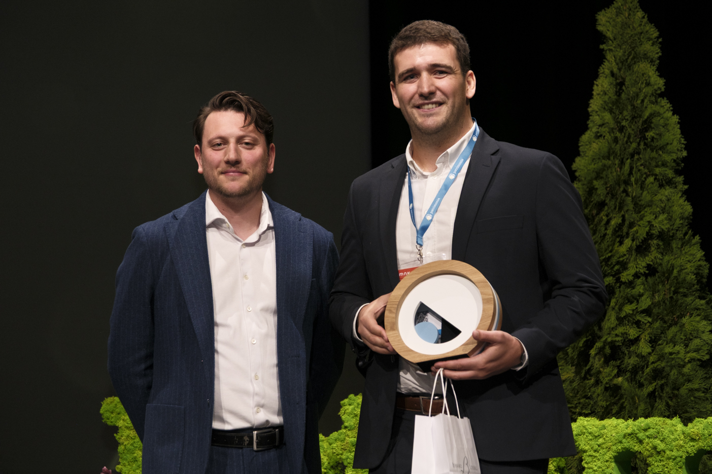 Apana-Gagnant du prix de l'entreprise citoyenne