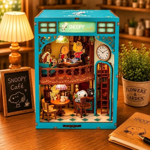 Snoopy Café | DIY 3D-Puzzle Book Nook
