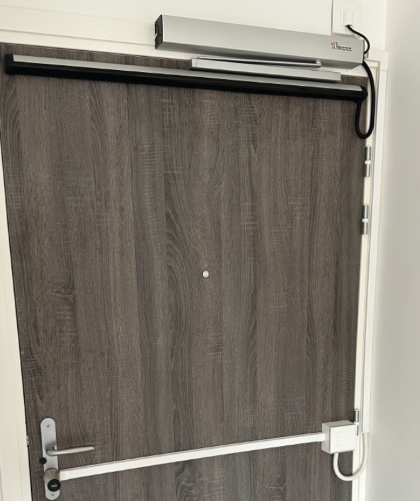 Moteur de porte battante standard