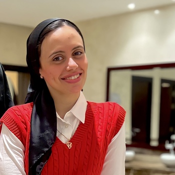 DiNa H. Ezzat