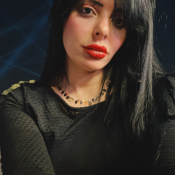 Nanees Zakii