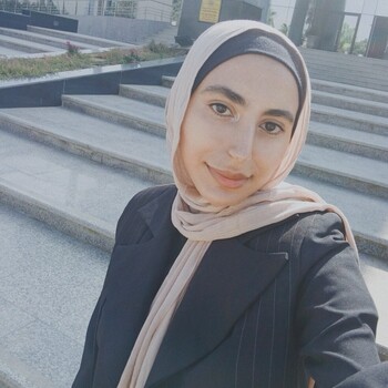 Lamis Gamal Amr