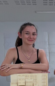 Clara Artis