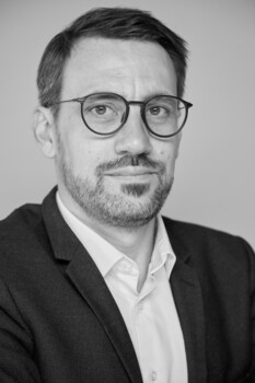 Aziz Atiyeh