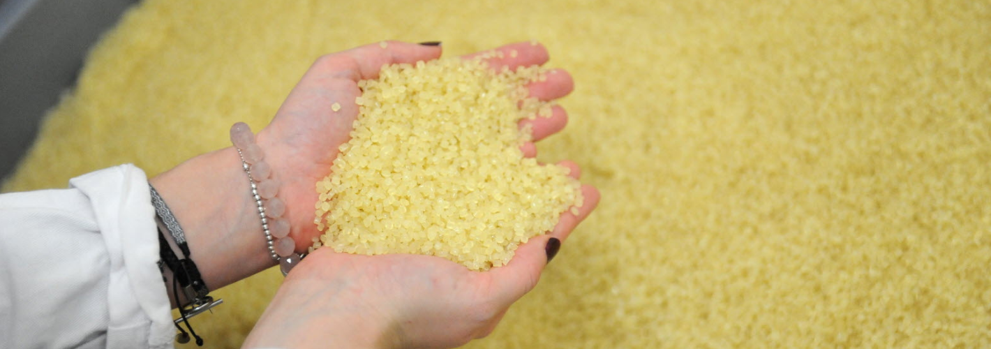 Lactips produces a natural polymer that is 100% bio-based, water-soluble, and biodegradable.