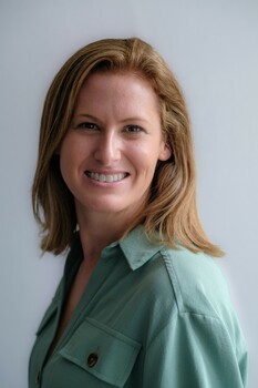Carly Blades