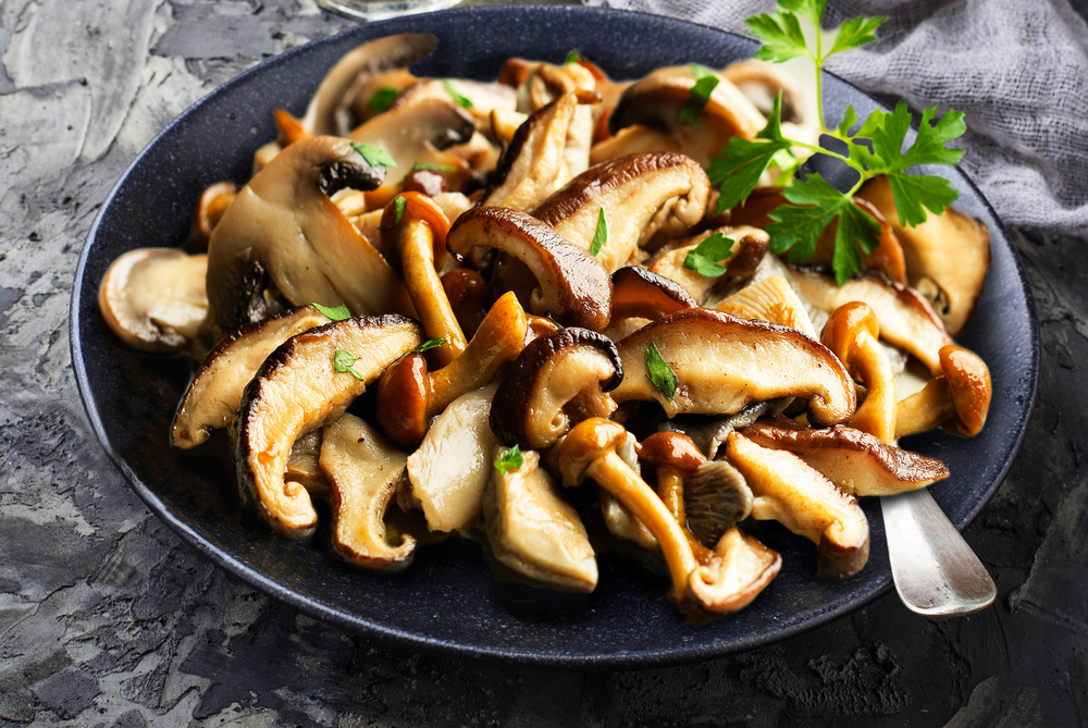 318777 Champignons cuits en persillades kg