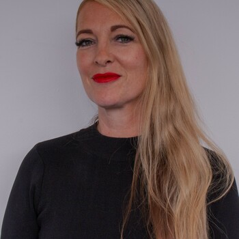 Zoe Watkins