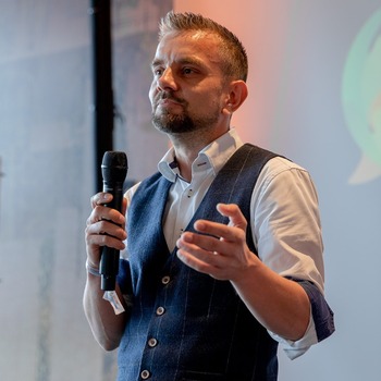 Oliver Steinbis
