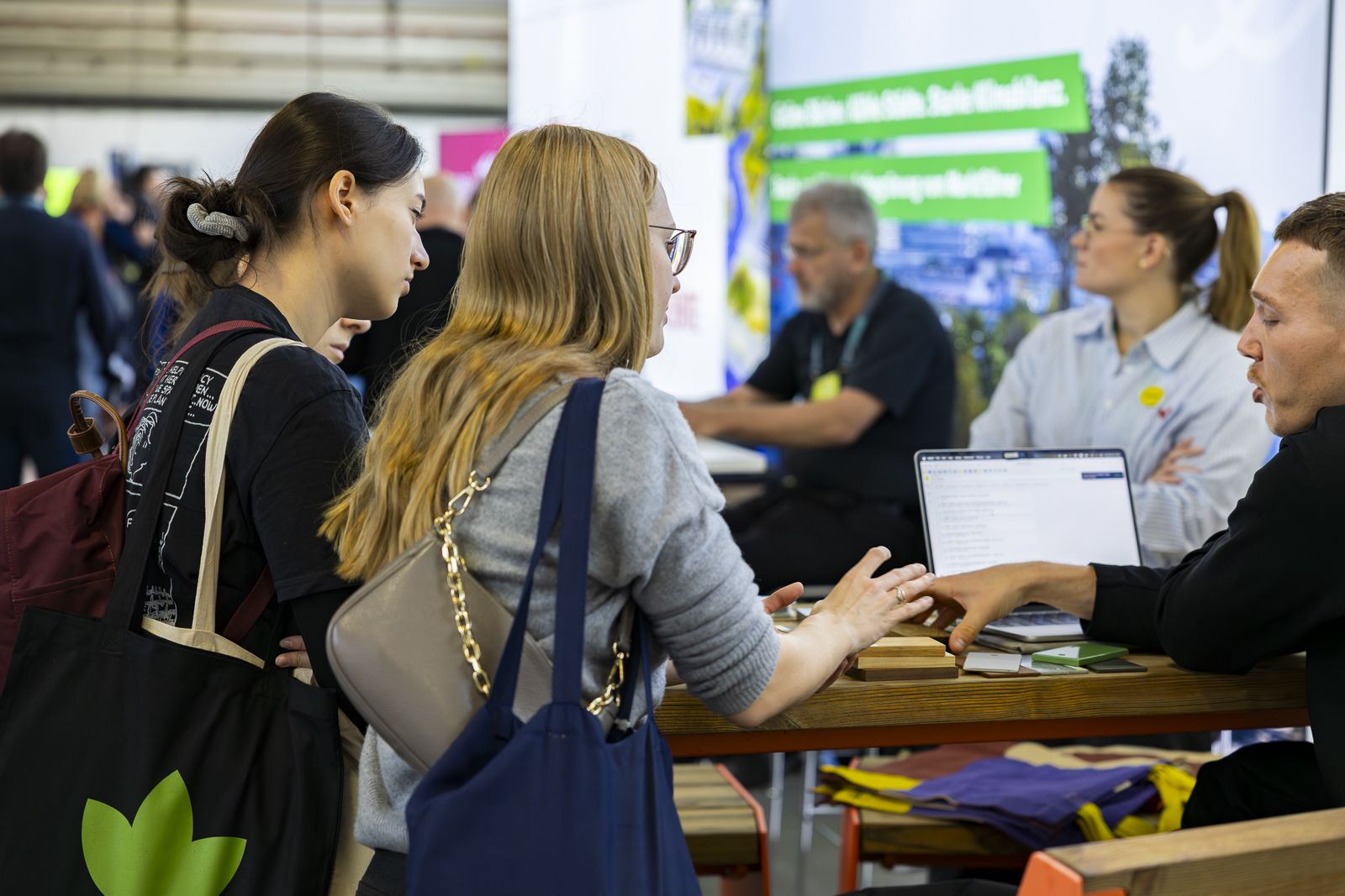heinze_klimafestival_2t_2025_berlin_1600-66_a5a36bfc-468b-42fa-9bb0-3bcf6a75b339.jpg