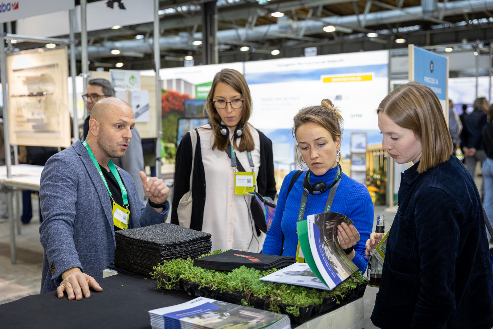 heinze_klimafestival_1t_2024_berlin_1600px_-R6II0118_7aa3edd2-9614-4b3c-9c77-23a091dc218f_d86b5f6c-f83b-44d6-be64-a75770e66093_53895d10-7831-4696-9965-5613a0d9f04b.jpg