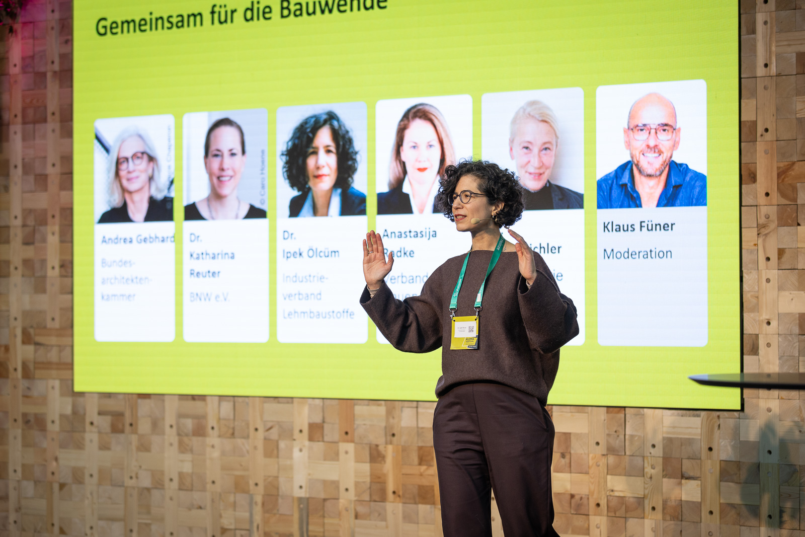 heinze_klimafestival_1t_2024_berlin_Ipek_lcm_b66da3bb-d3bd-4480-9308-2cd0be8920ee_f0d77a25-f6c4-4cb5-a636-b04076988c68.jpg