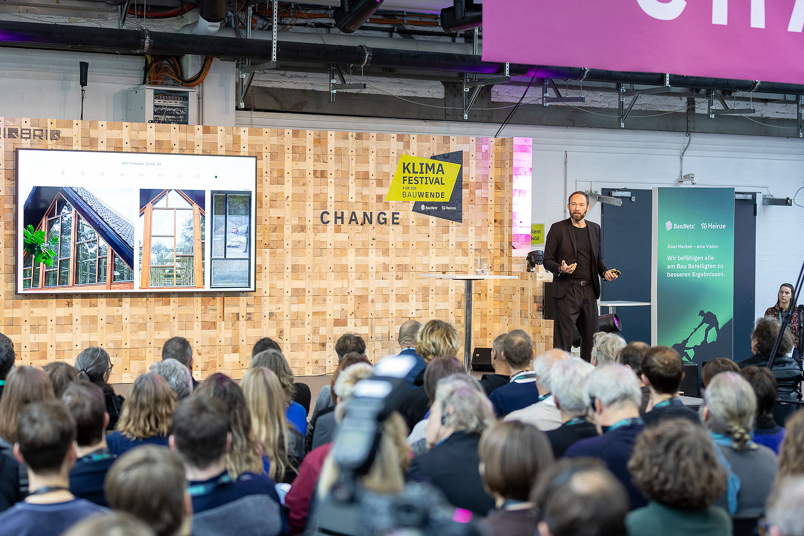 heinze_klimafestival_berlin_2023_1600px_-8038_71113a46-2927-45eb-8c77-f3978ece3022_f631151e-880c-4baa-8642-e6493f5416a5_46425733-ae9e-440a-b1cd-8e42128e8d8d.jpg