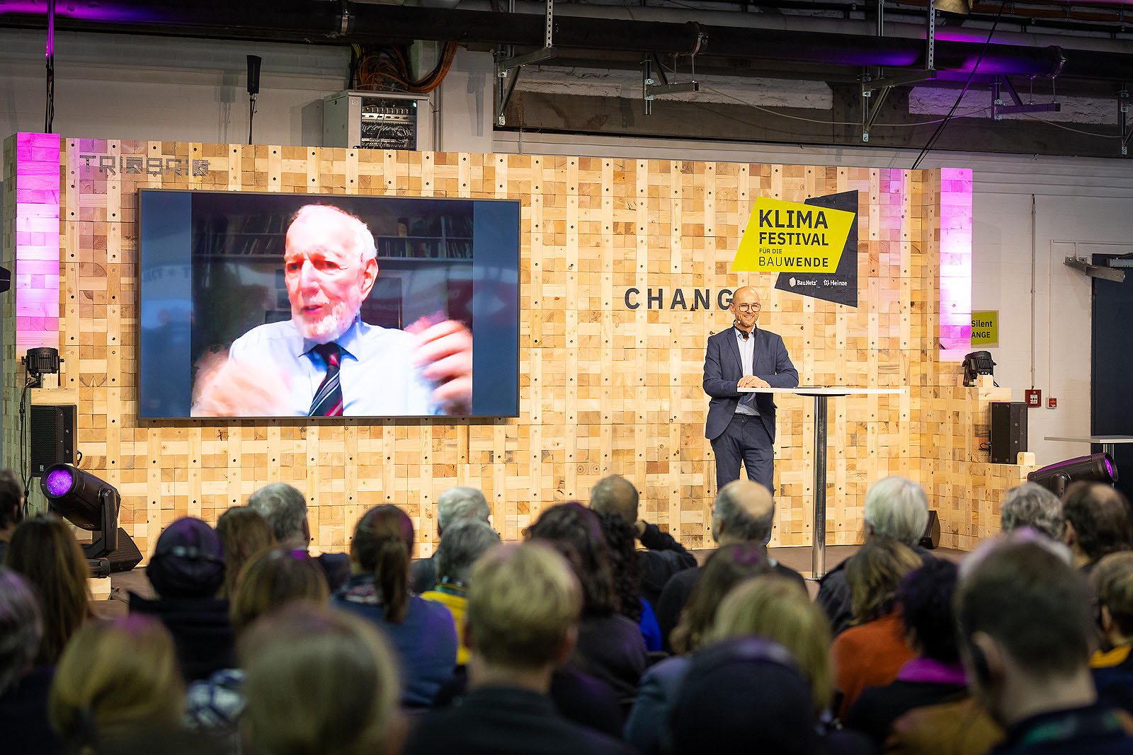 heinze_klimafestival_berlin_2023_1600px_-9272_af655e8f-a759-4b1b-ab5c-e29473a1ae0f_a7824f21-99eb-4862-98e9-8a1b152d7297_899d6efe-d594-4bd0-bdde-44eb253d1d25.jpg
