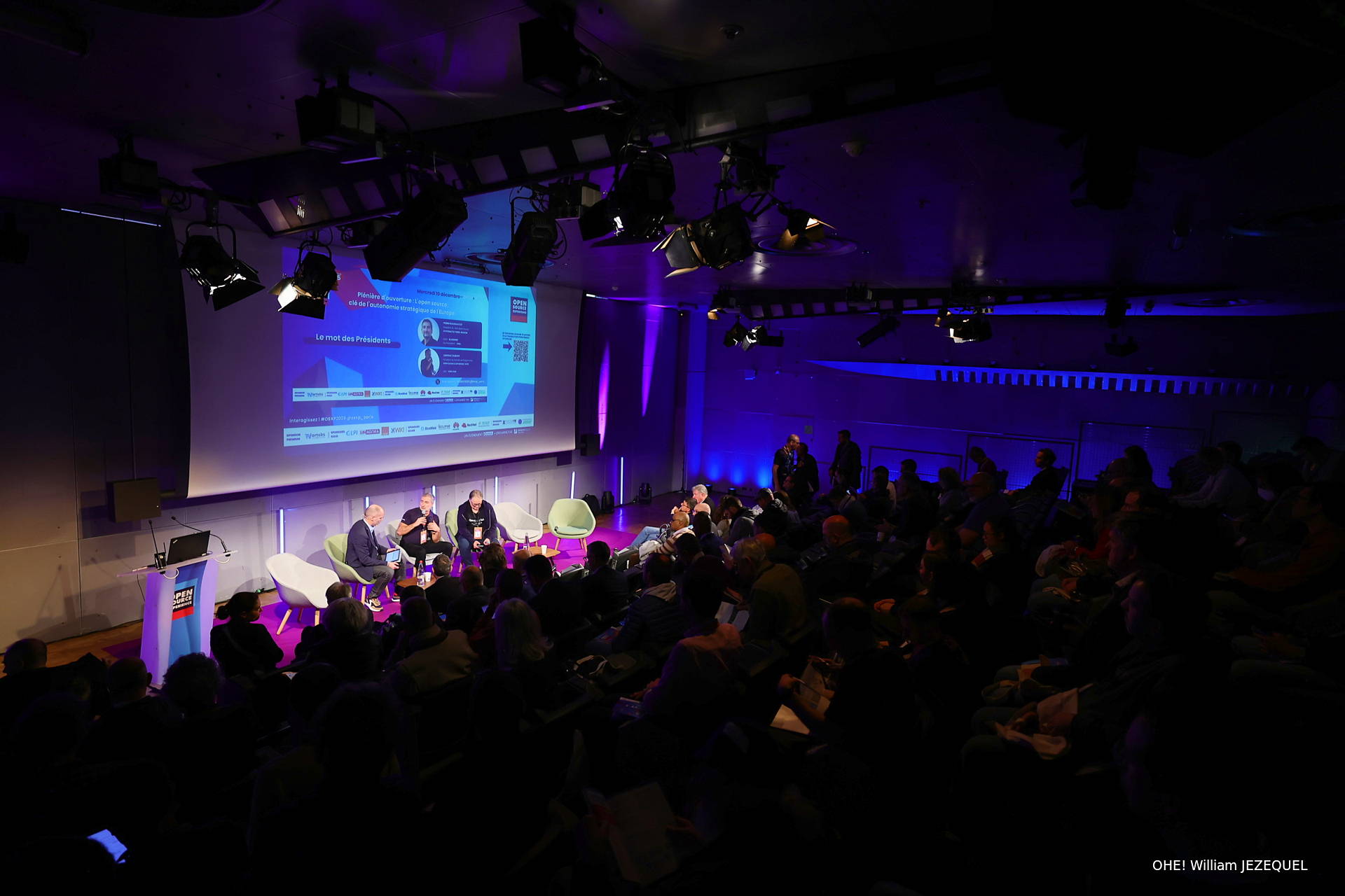 Opensource_Experience_2025_Conferences_20251210-103520_OHE_William_JEZEQUEL_e46e728e-99af-4f30-bed8-cc6b4fe986af_1920x_091396f4-51ee-4901-8ad7-3b9eea63f075.jpeg