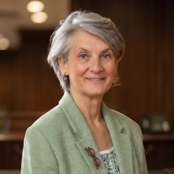 Hélène-Laure DE BELLOY