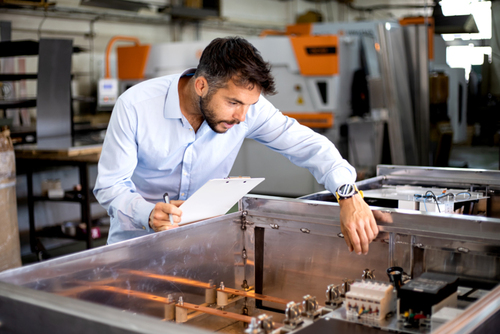 SPECIALISATION EN INGENIERIE DE LA VENTILATION NUCLEAIRE CONCEPTEUR NUMERIQUE ET MECANIQUES