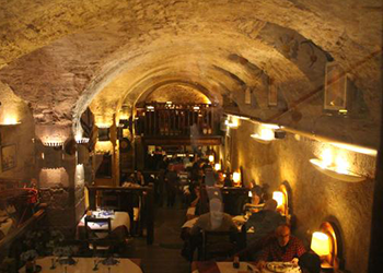 caveau1_29205a39-d6ab-43e6-aaf7-f70e297d6834.png