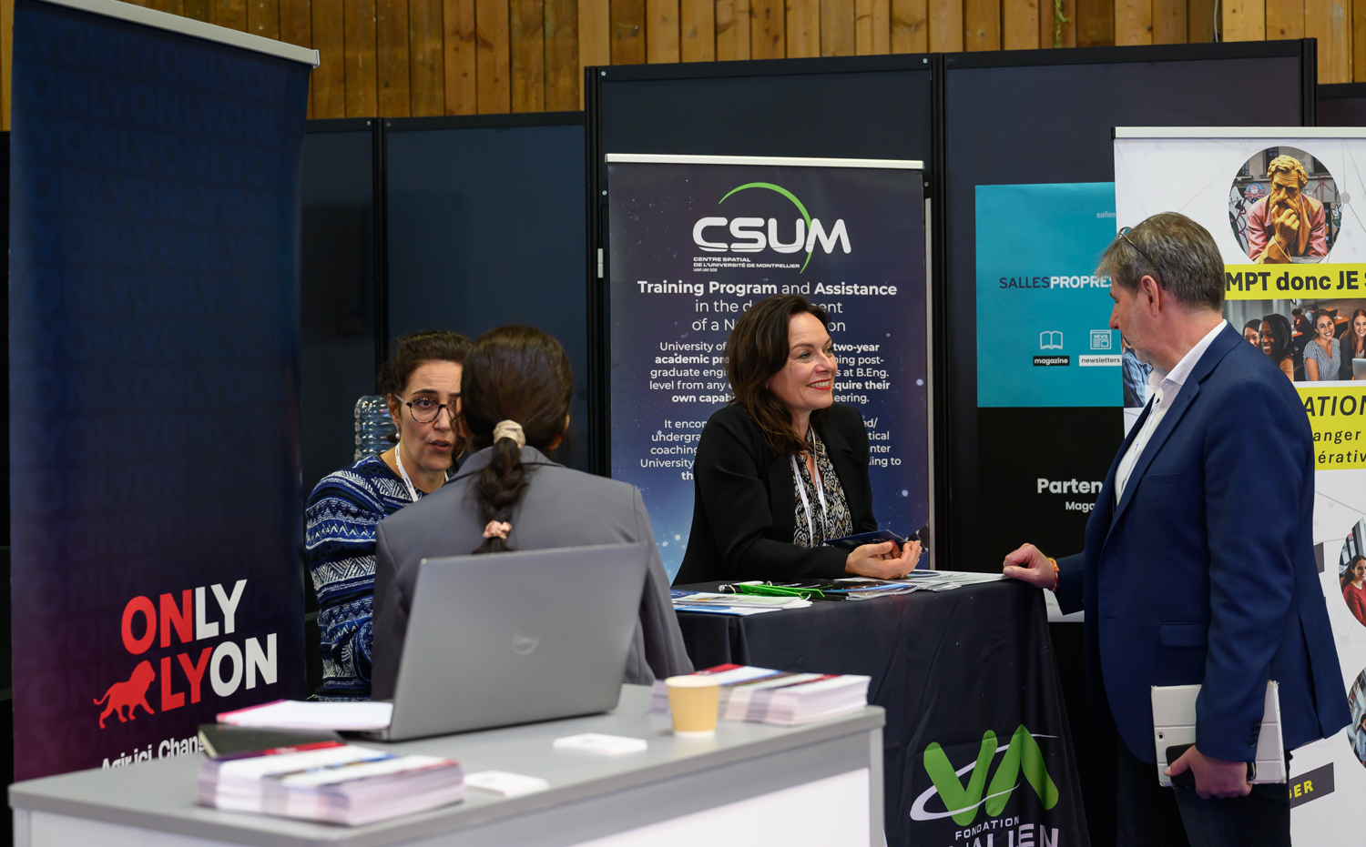0252_contaminexpo_artiste_associe_photographes_25032025_2c78f084-9467-4b83-8bd4-6e7be3d5c80a.jpg