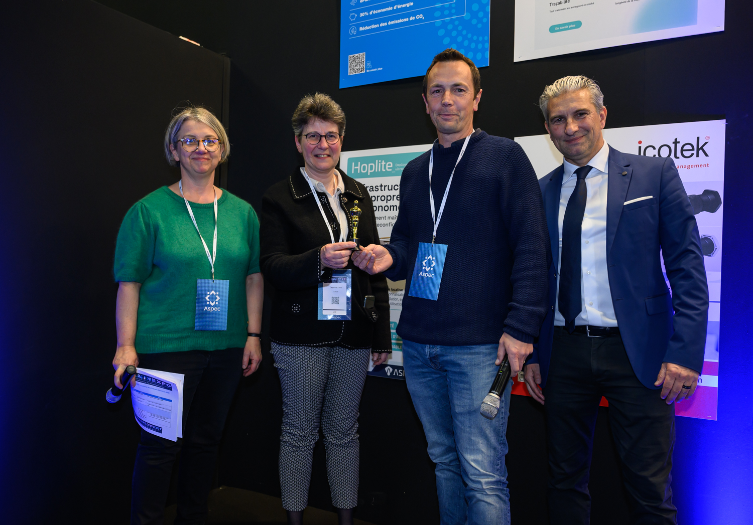 0448_contaminexpo_artiste_associe_photographes_25032025_3b4cf316-b7ec-435e-b589-abed8ebcecc2.jpg